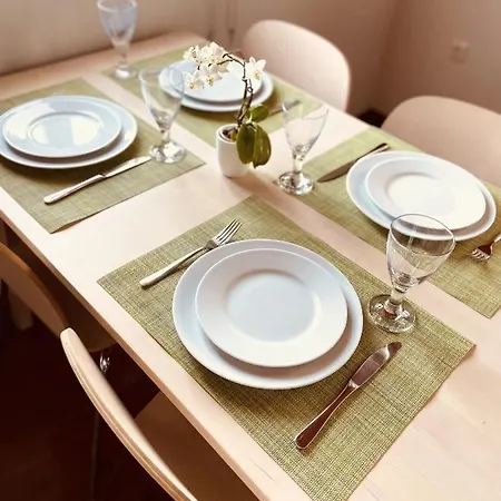 Апартаменти Alfama Amazing Tagus Views Aircon *